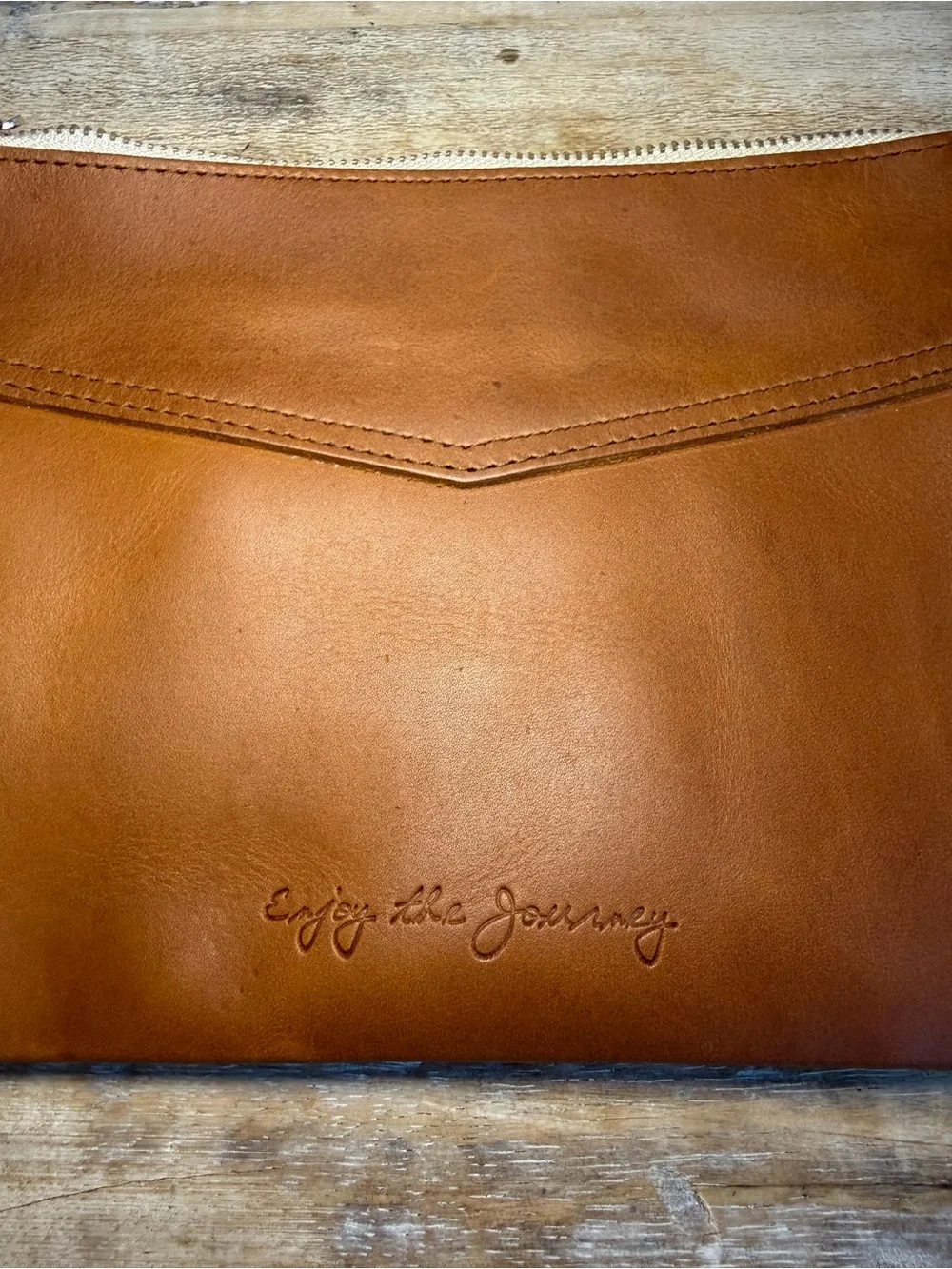 Oak River Brown Leather Wristlet